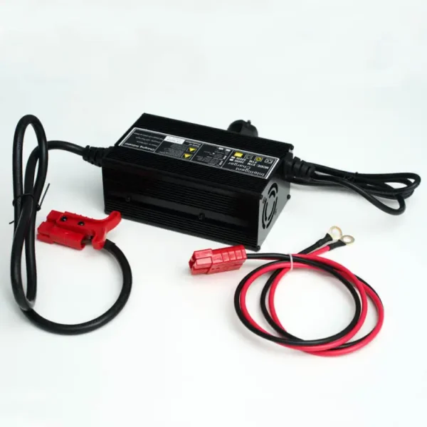 Зарядное устройство однофазное 12В 20А connector Anderson Red 50A вид сбоку