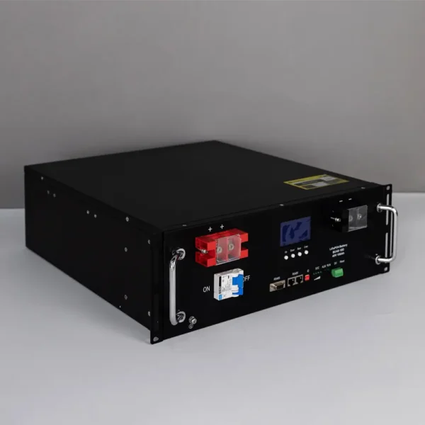 Литиевый аккумулятор тяговый LITOMAX 48V 100Ah вид сбоку