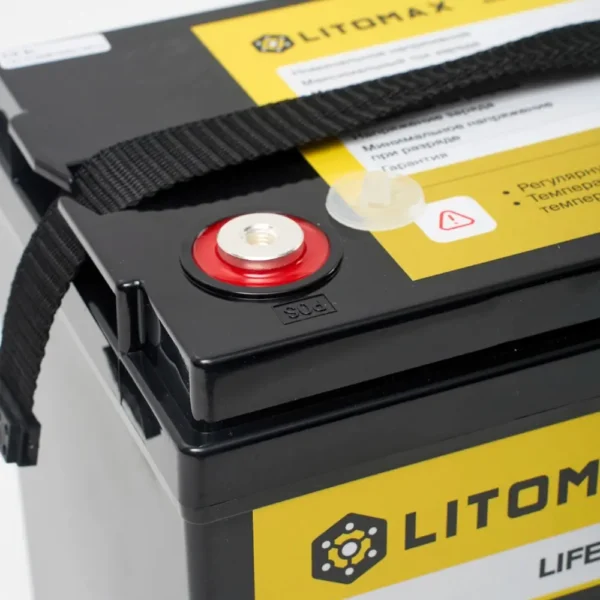 Литиевый аккумулятор тяговый LITOMAX LiFePO4 12V 150Ah c Bluetooth IP67 BMS 150A вид клемм