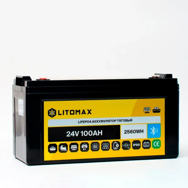 Литиевый аккумулятор тяговый LITOMAX LiFePO4 25,6V 100Ah c Bluetooth IP68 фото спереди